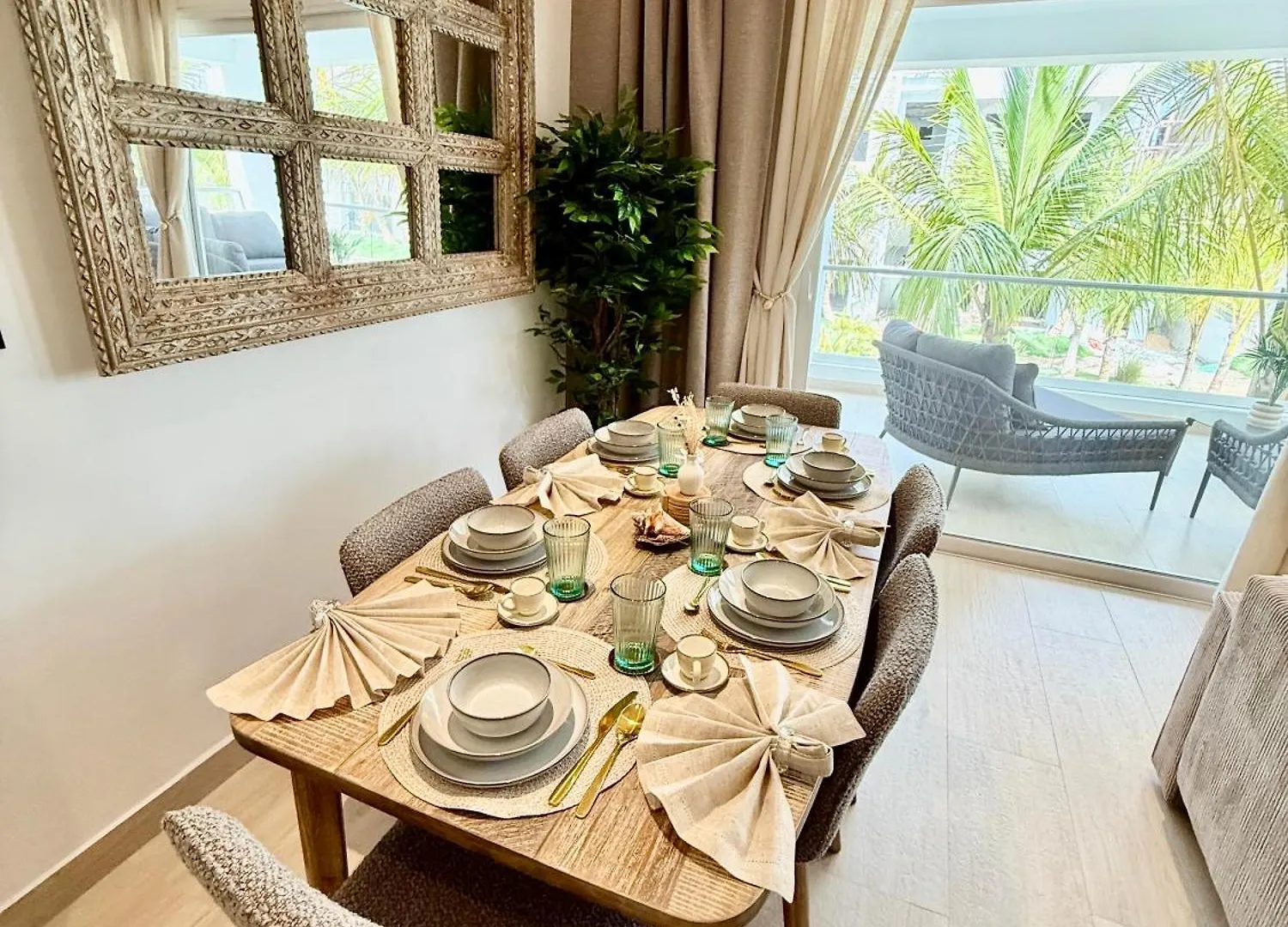 Tropical Escape With 3 Pools & Private Beach Club Aqua Esmeralda La Laguna 0*,